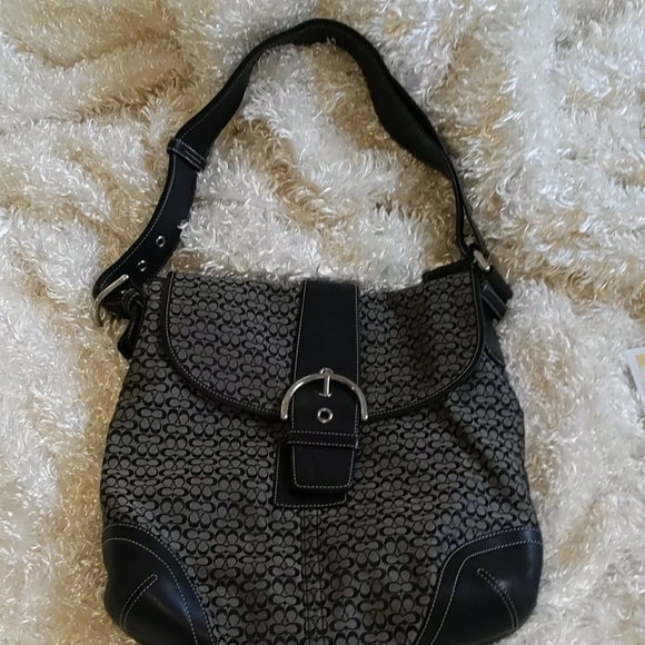 BEAUTIFUL Navy coach handbag - Picture 1 of 8